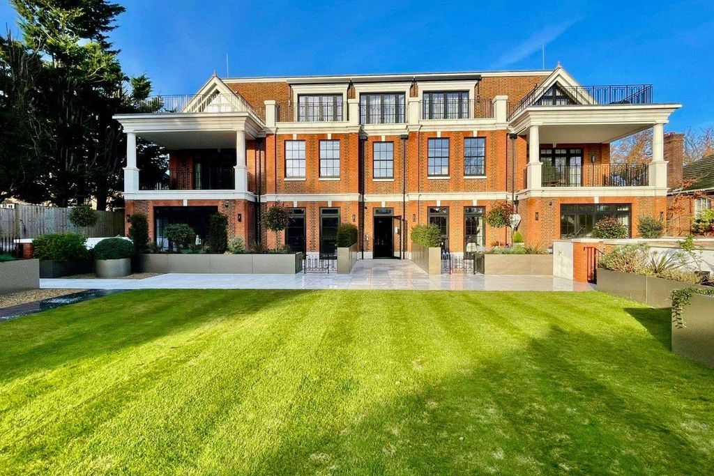 Additional image 20 of 2 bed flat to rent22 Beech Hill, Barnet EN4