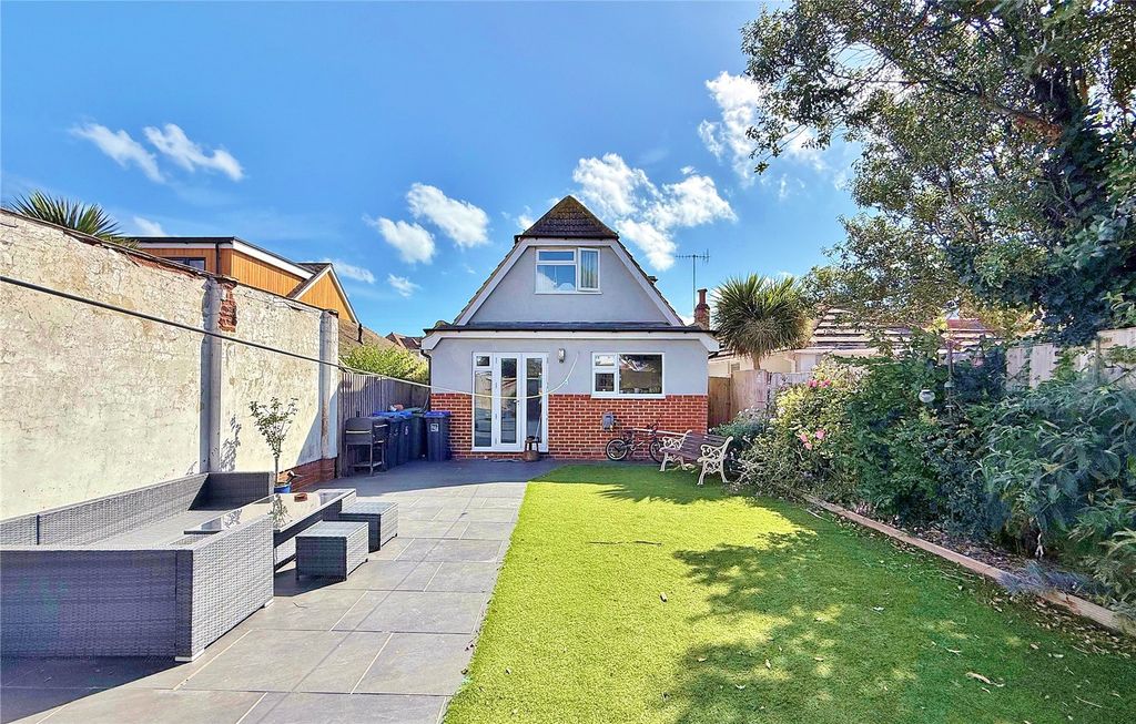 Property photo 1 of 15 Picture No. 30