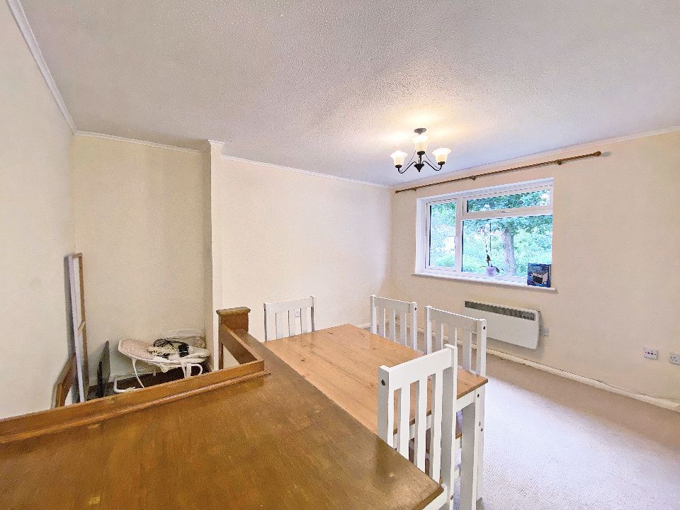 Property photo 3 of 7 3