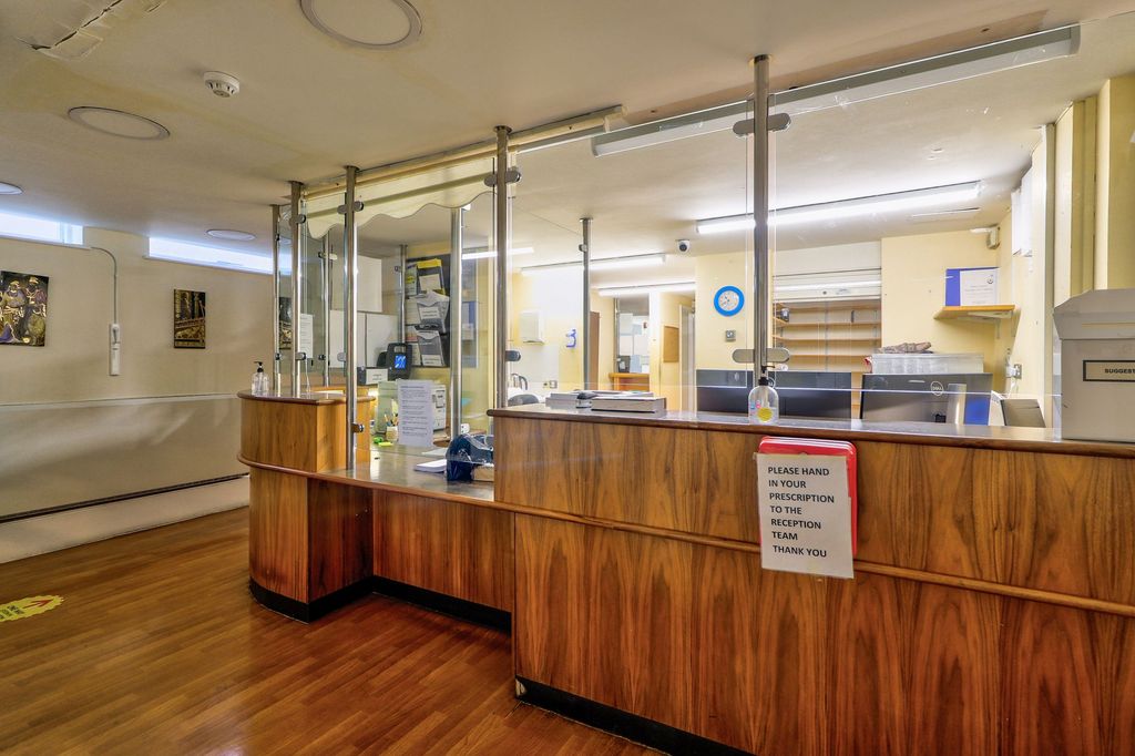 Property photo 2 of 16