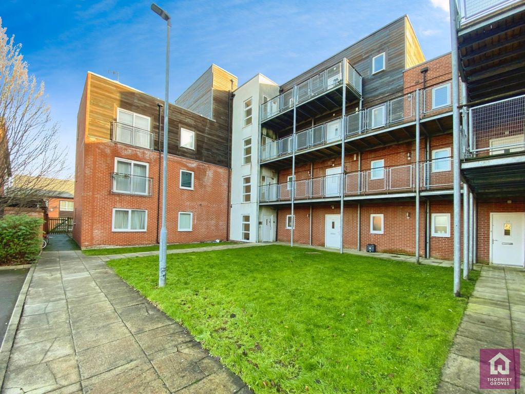 Property photo 1 of 16 Picture No. 23