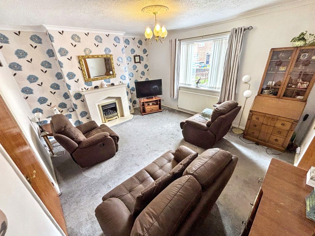 Property photo 3 of 15