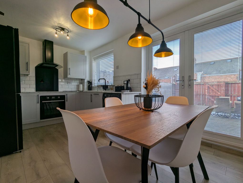 Property photo 3 of 15 Photograph 3