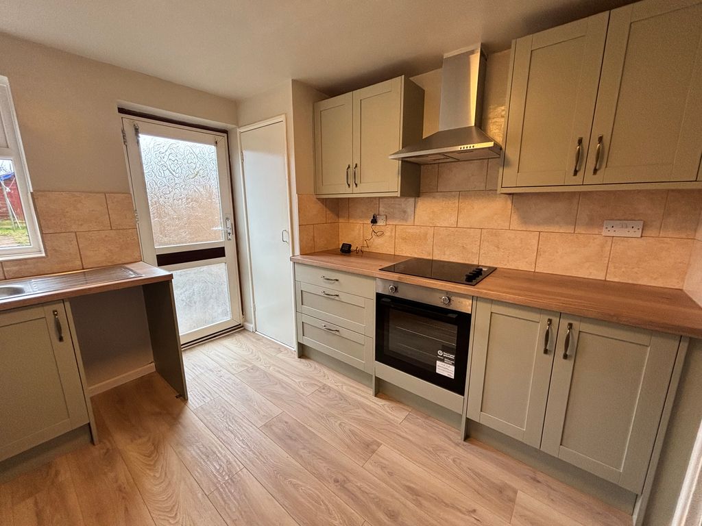 Property photo 3 of 24 Image