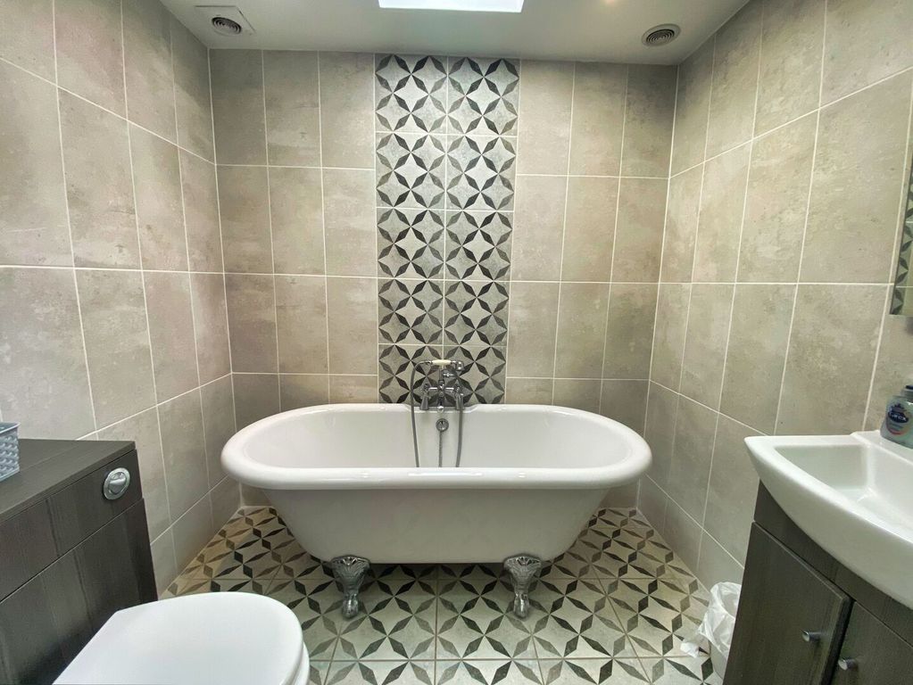 Property photo 3 of 8 Photo 04-03-2025, 10 15 01