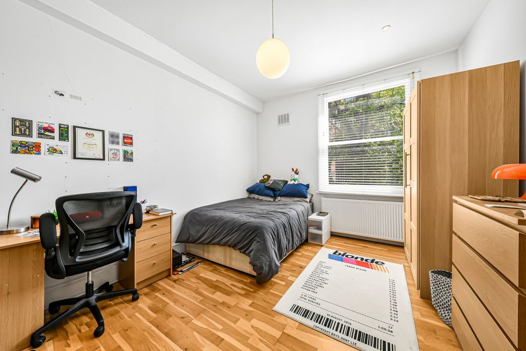 Property photo 3 of 9