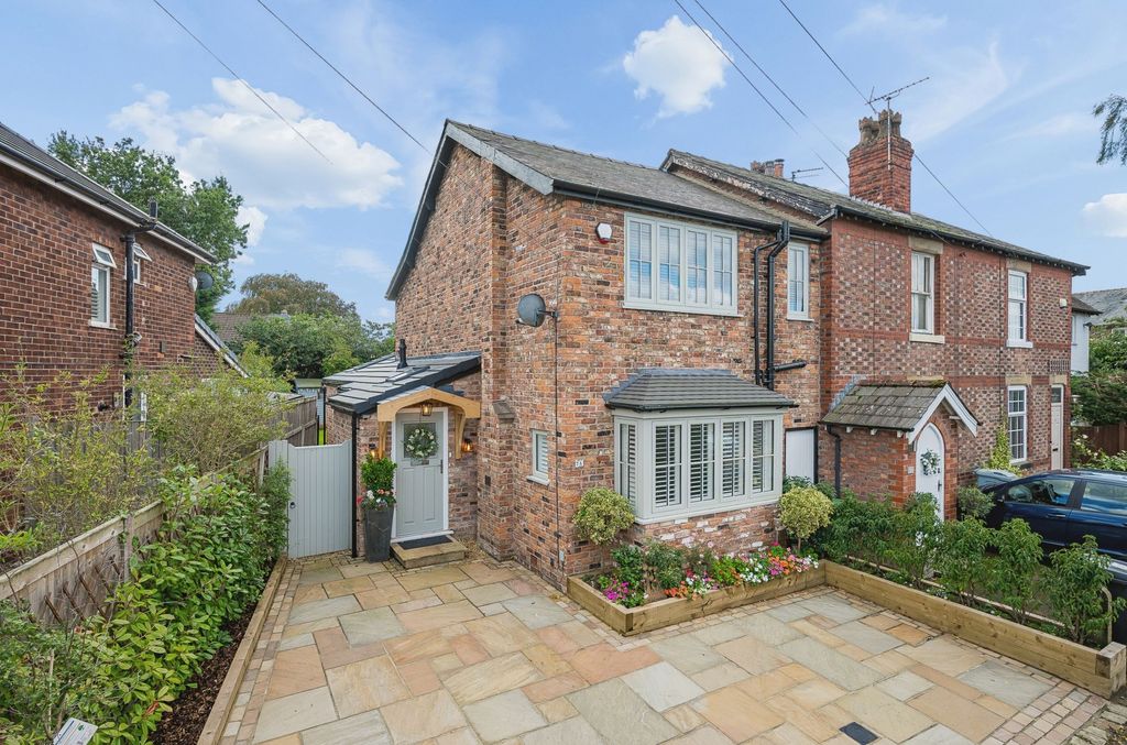 Property photo 1 of 27