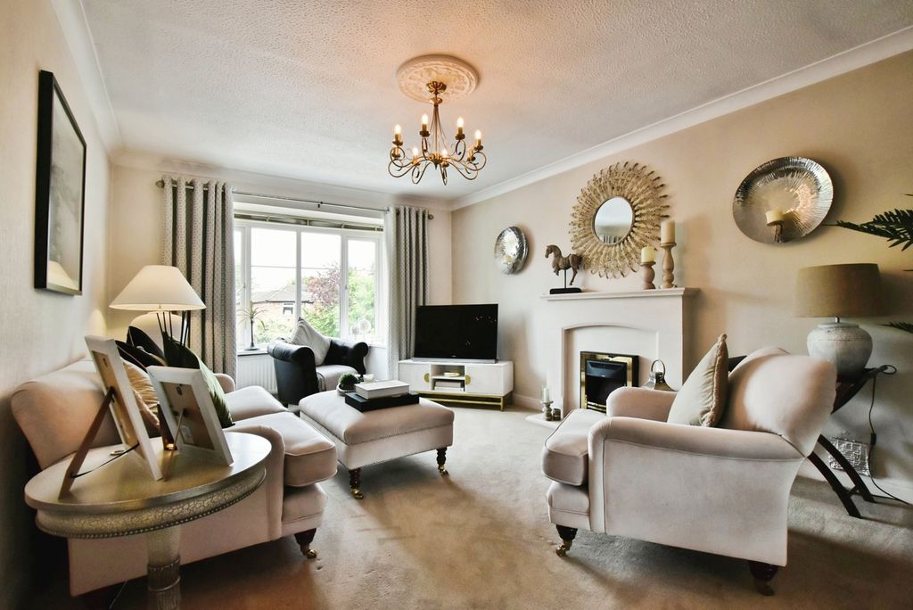 Property photo 1 of 17 Photo