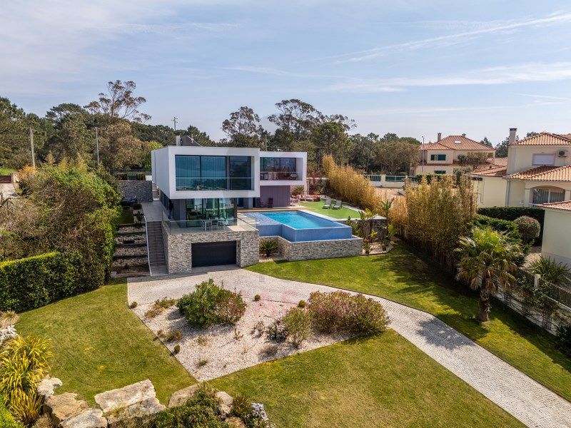 Property photo 1 of 79