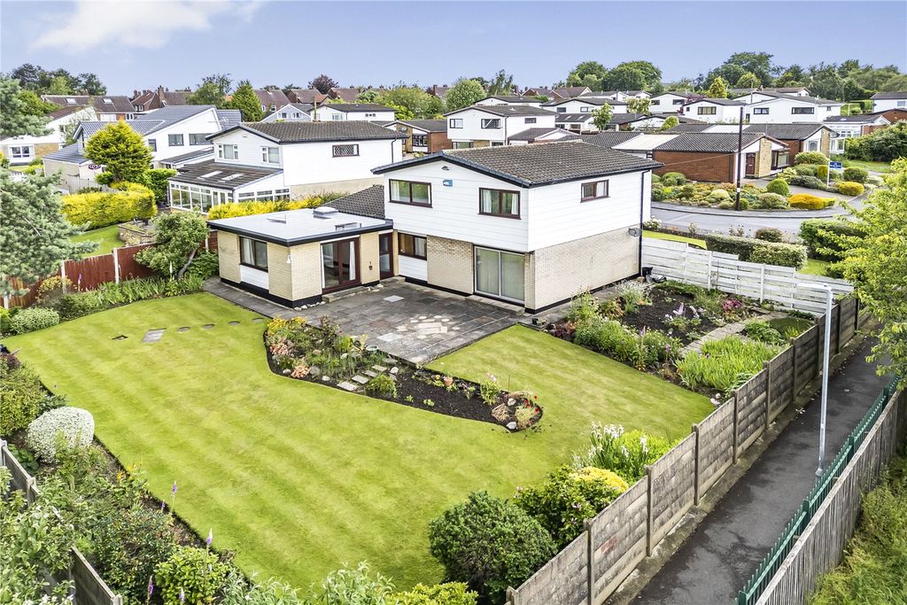 Property photo 1 of 25 Picture No. 06