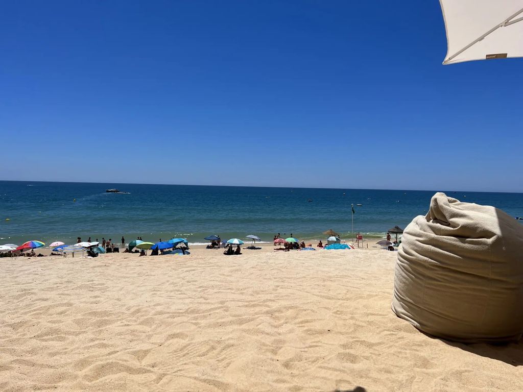 Property photo 3 of 43