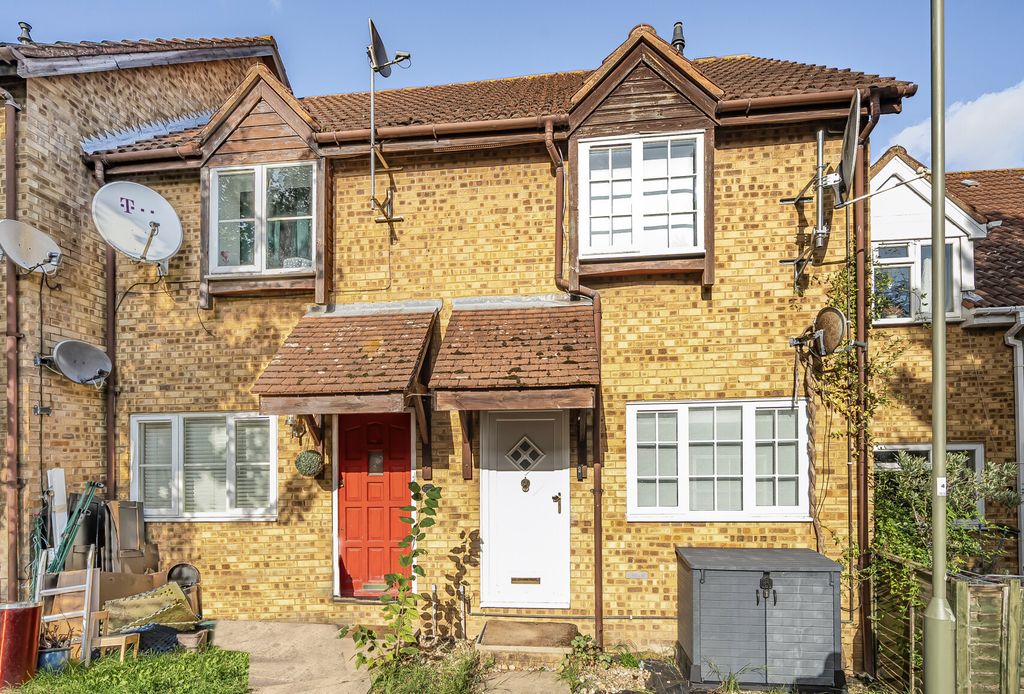Property photo 2 of 10 1353520-19-68c841...