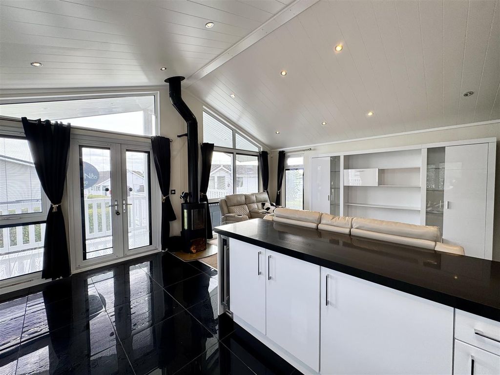Property photo 3 of 14 Open Plan Kitchen/Living/Dining Room