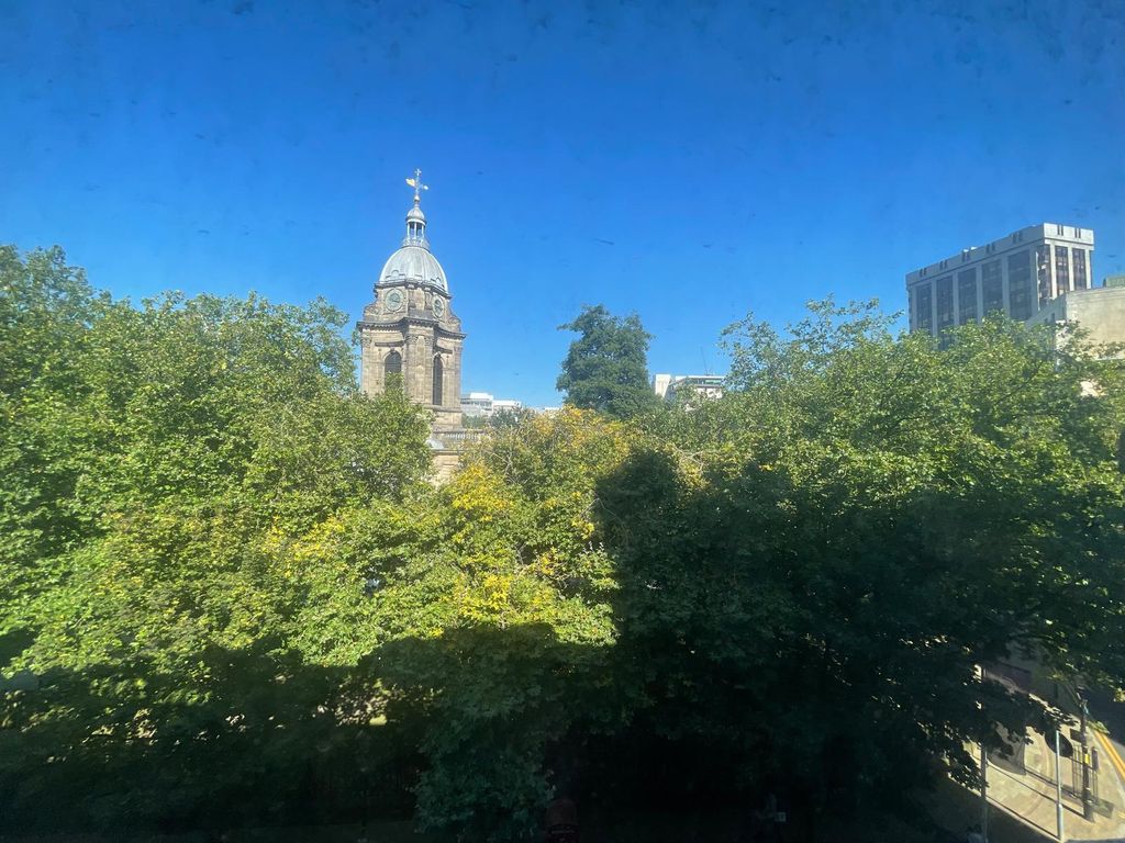 Property photo 2 of 11