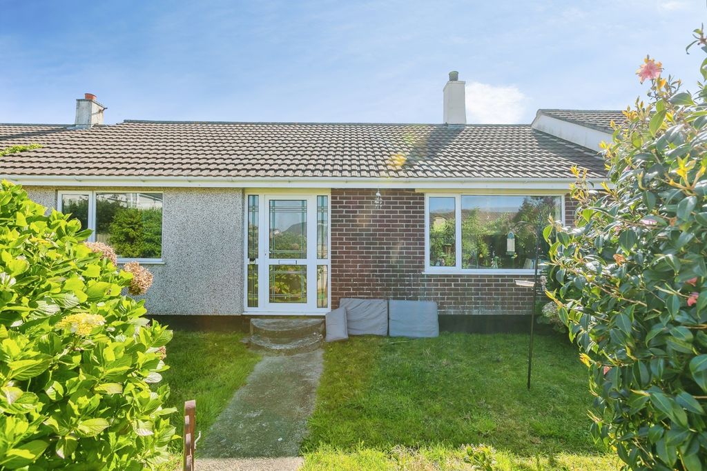 Property photo 1 of 10 Pbox-Img.Jpg
