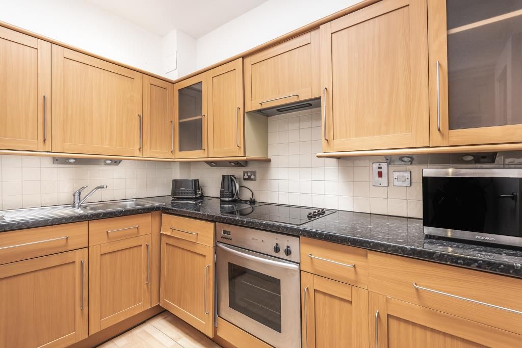 Property photo 2 of 9 Kitchen