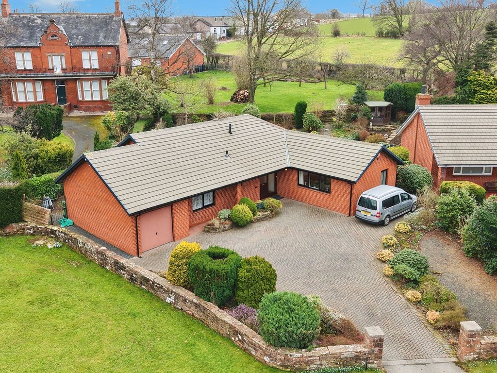 Property photo 1 of 28
