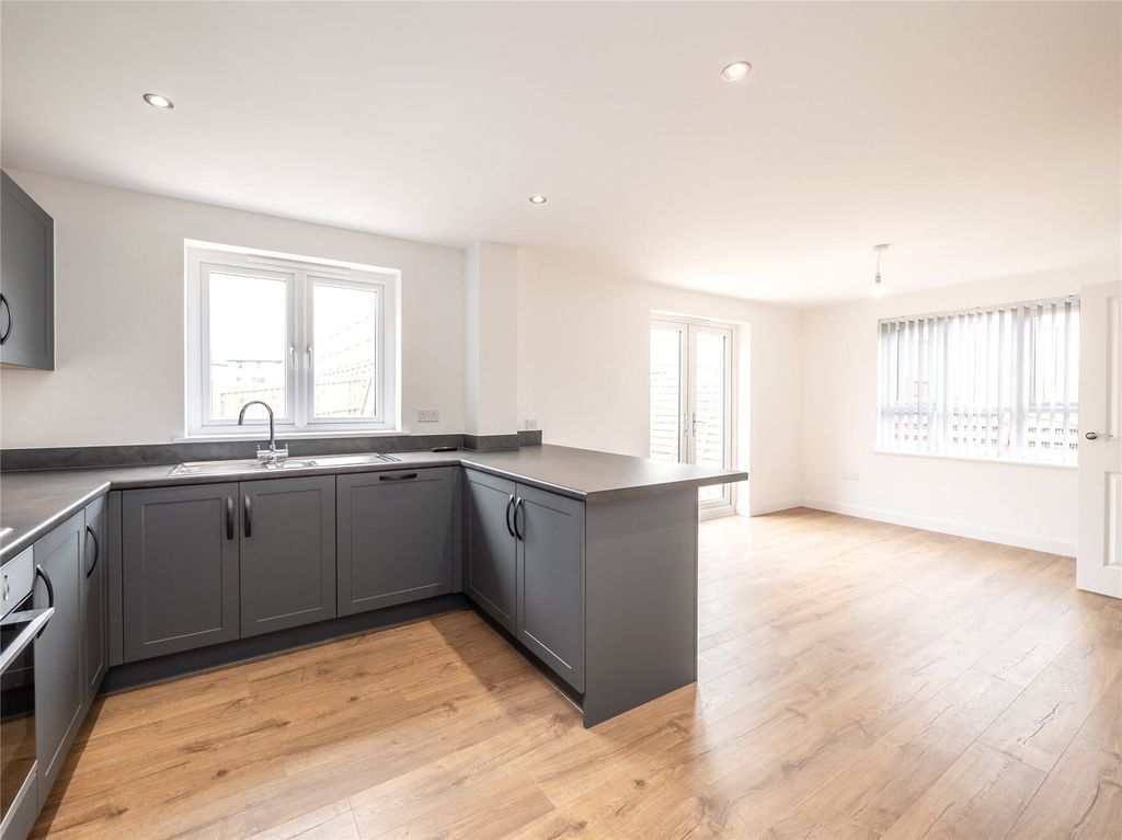 Property photo 1 of 28 Photo 1