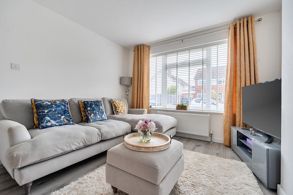 Property photo 3 of 12 Picture No. 38