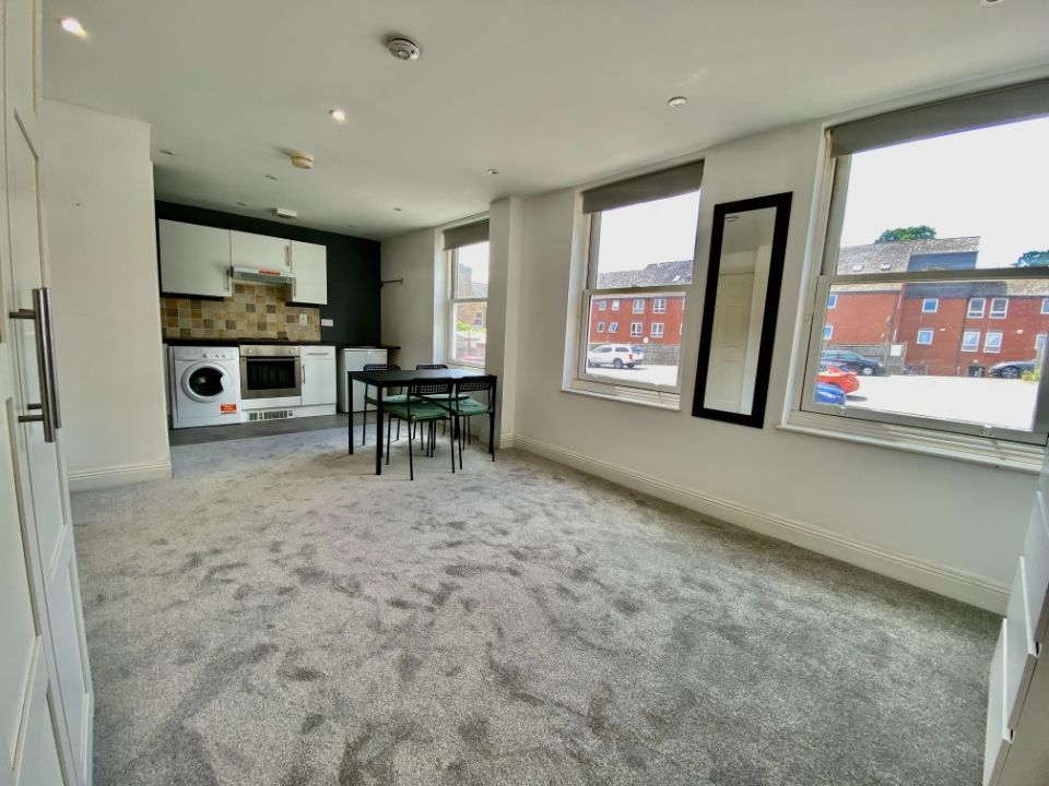 Property photo 2 of 7 Image00001