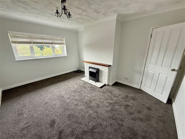 Property photo 3 of 7 Lounge