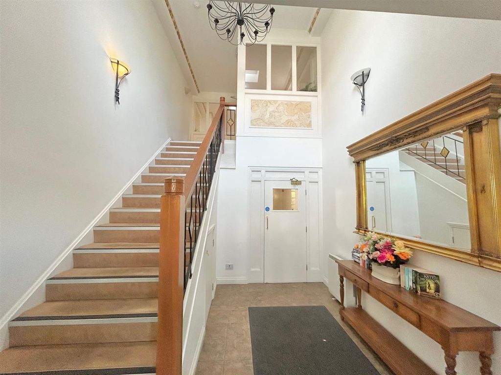 Property photo 2 of 13 Communal Stairway.Jpg