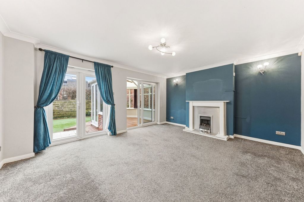 Property photo 2 of 19