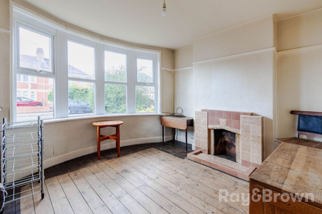 Property photo 2 of 44