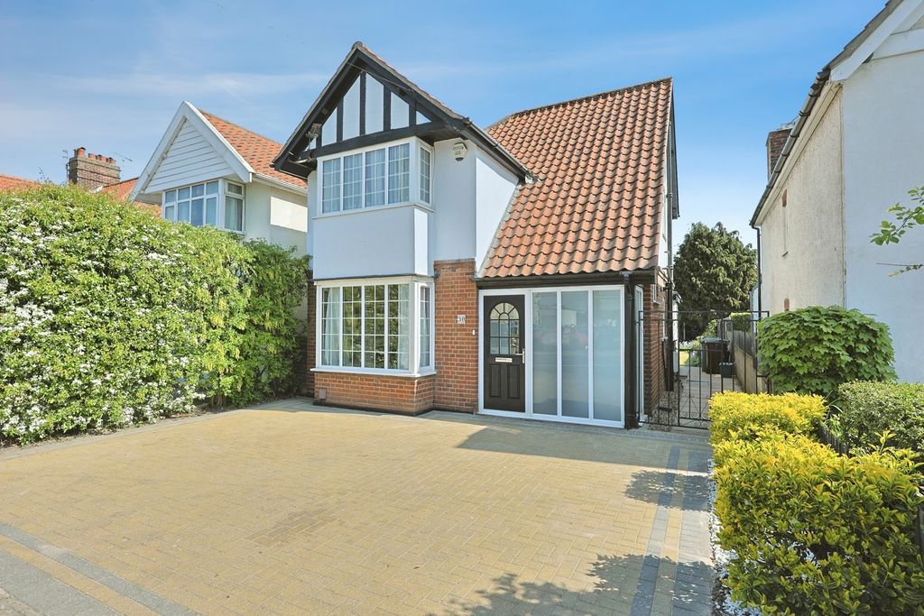 Property photo 1 of 17 Pbox-Img.Jpg