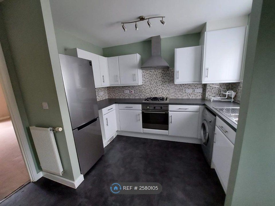 Property photo 2 of 11