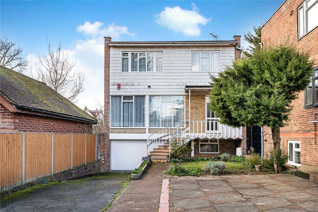 Property photo 1 of 23 External