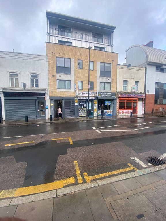 Property photo 2 of 8