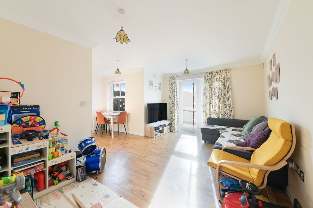 Property photo 2 of 12 Picture No. 06