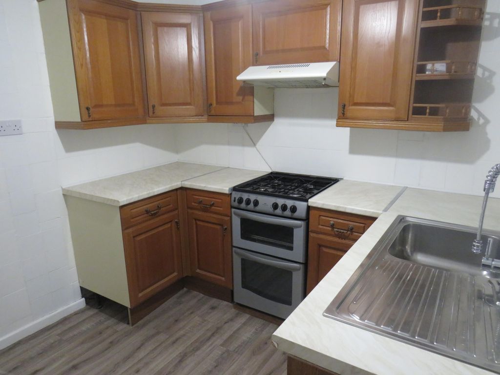 Property photo 3 of 8 Image