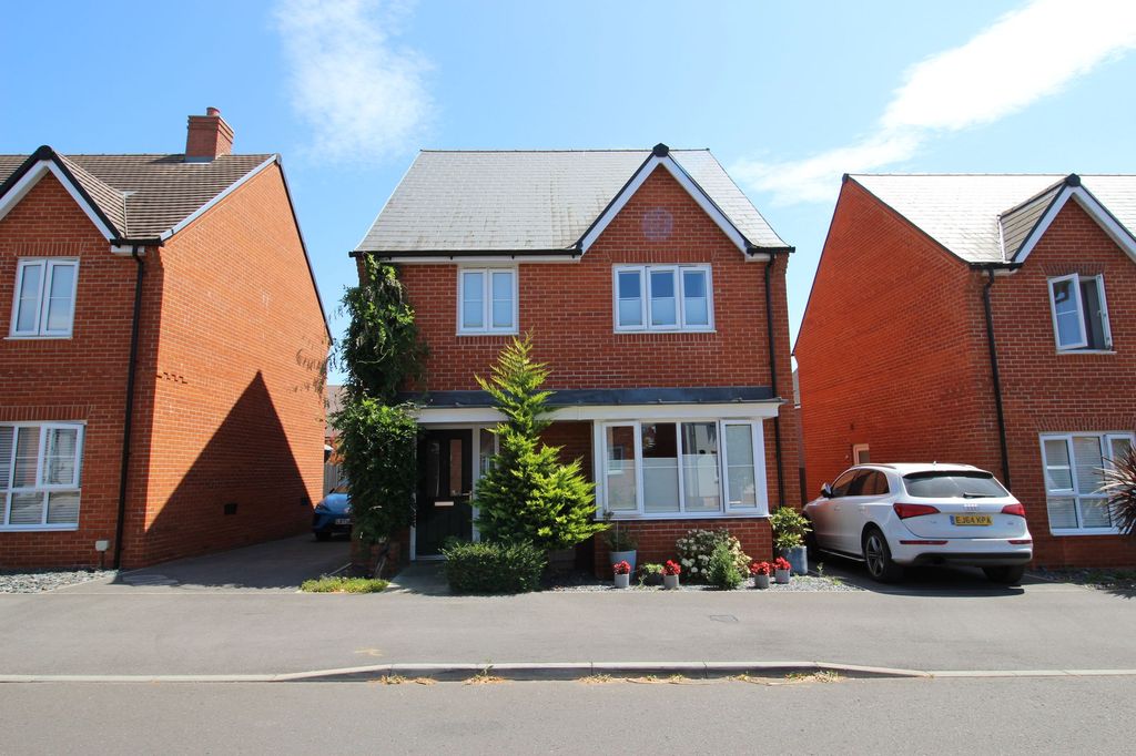 Property photo 1 of 25