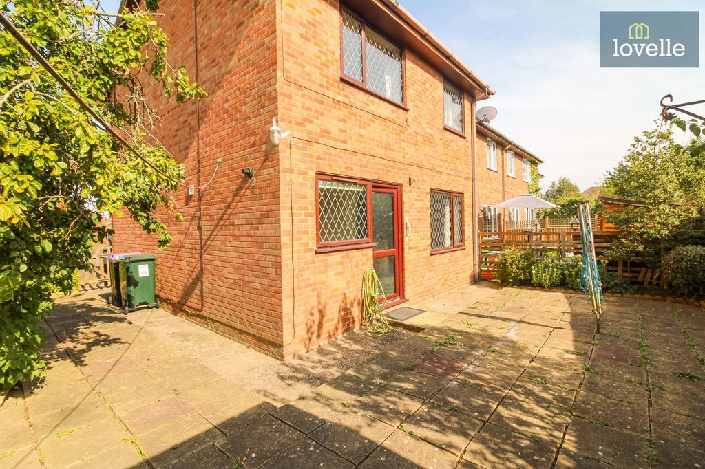 Property photo 3 of 17