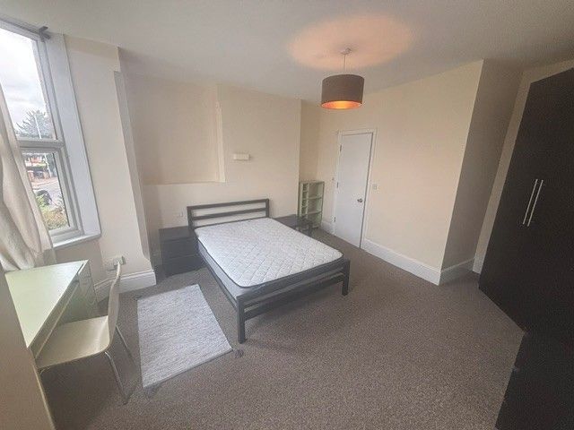 Property photo 2 of 15 Image