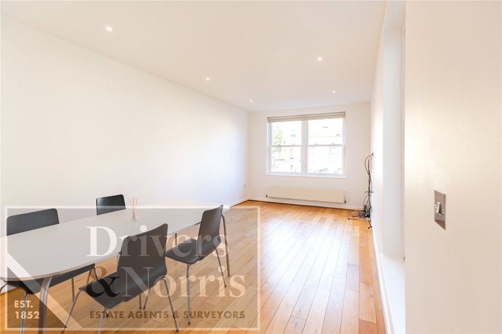 Property photo 1 of 10 Picture No. 10
