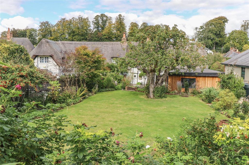 Property photo 2 of 26 Picture No. 38