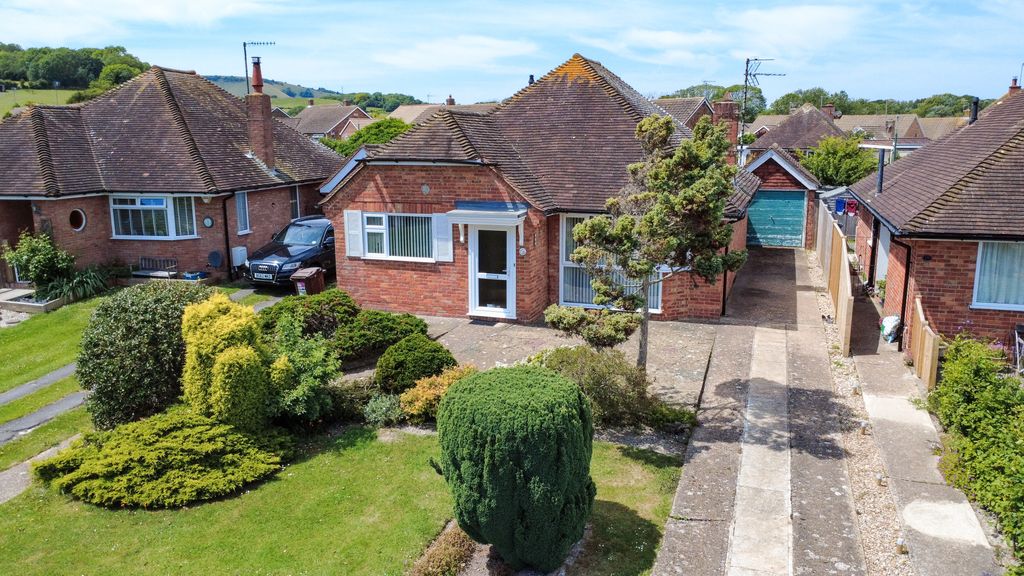 Property photo 1 of 20