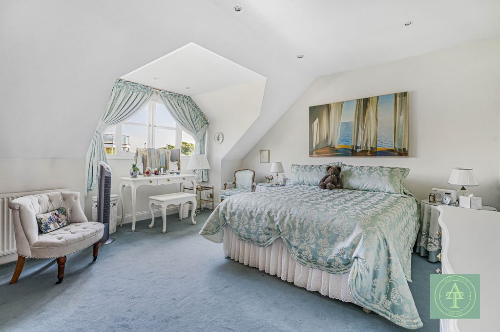 Additional image 31 of 3 bed flat for saleClaremont Heights, Enfield EN2