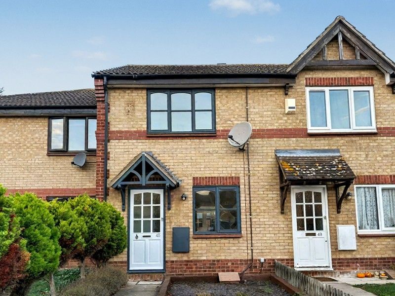 Property photo 1 of 10 Front