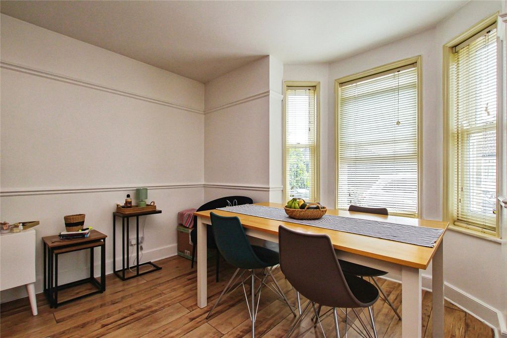 Property photo 3 of 17 Photography
