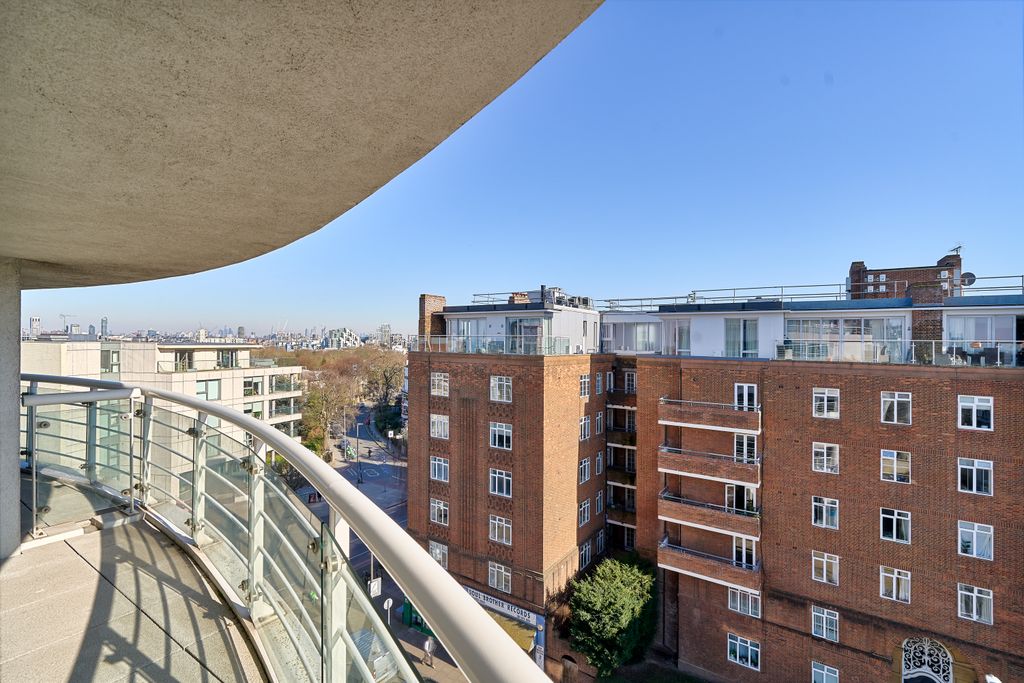 Property photo 3 of 12