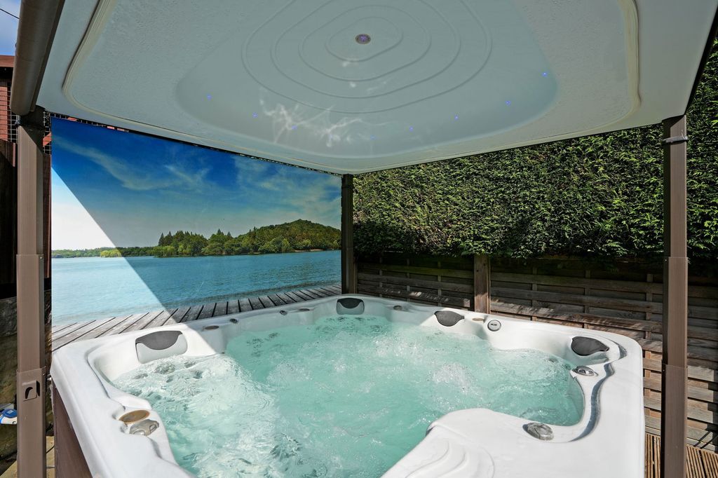 Property photo 3 of 66