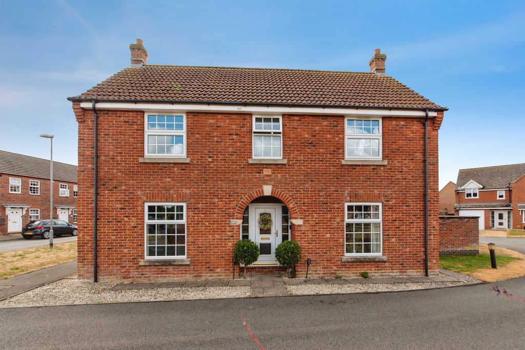 Property photo 1 of 24