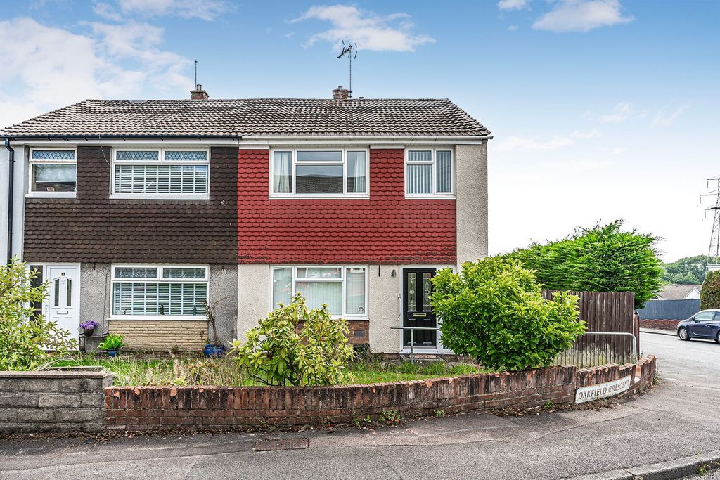 Property photo 1 of 27