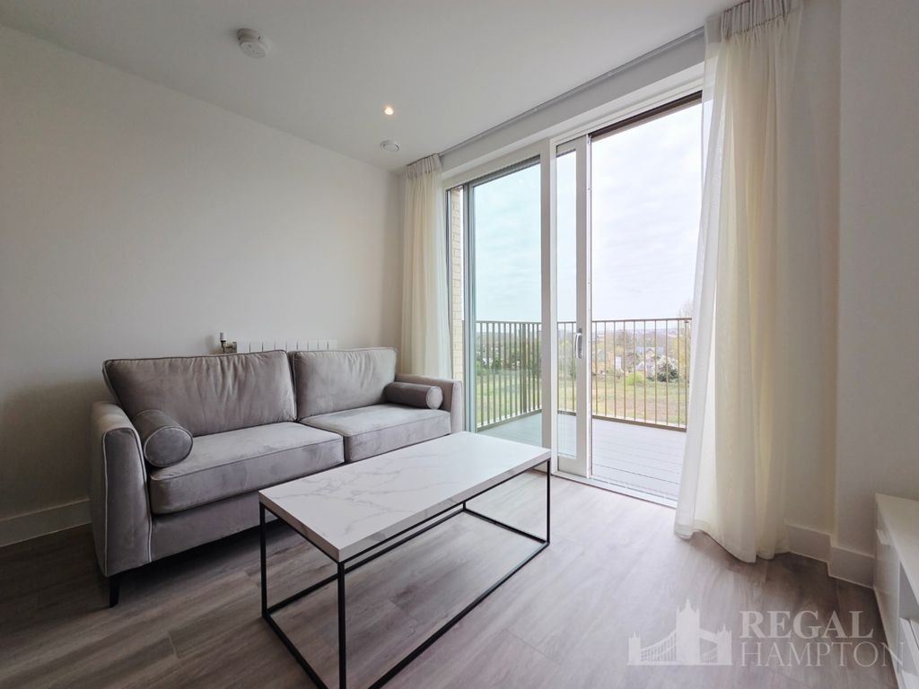 Property photo 2 of 11