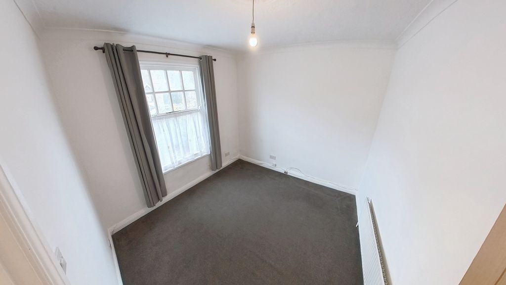Property photo 3 of 29