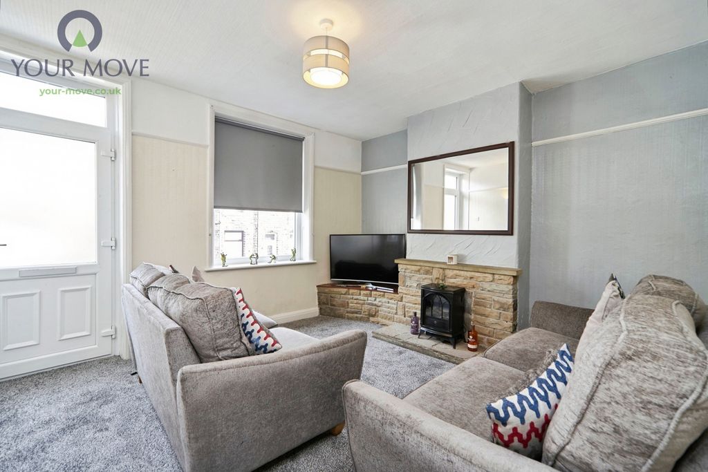 Property photo 2 of 18 Pbox-Img.Jpg
